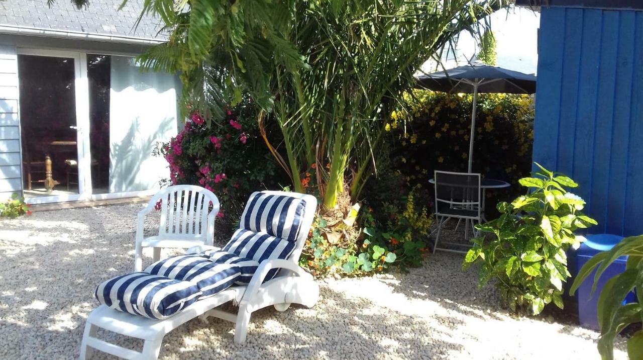 Le Petit Cottage Entre Village Et Mer Trelevern Exterior photo